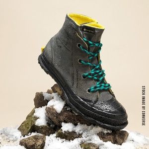 Converse Gore-tex Waterproof Sneaker Men’s US 8.5/ Women’s 10.5 (10) - Unisex